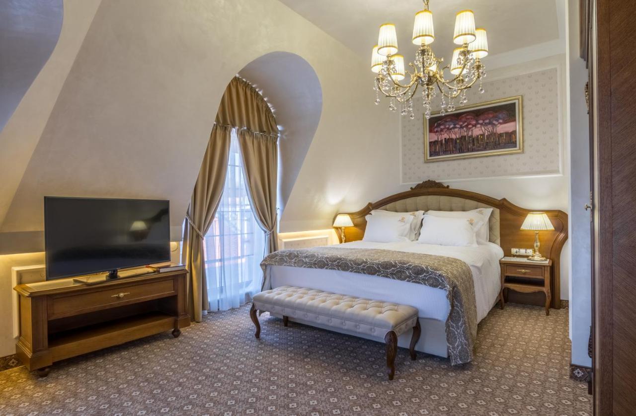 Residence City Garden - Certificate Of Excellence Top 10 Best Five-Stars City Hotels For 2024 Awarded By Htif Plovdiv Exterior foto